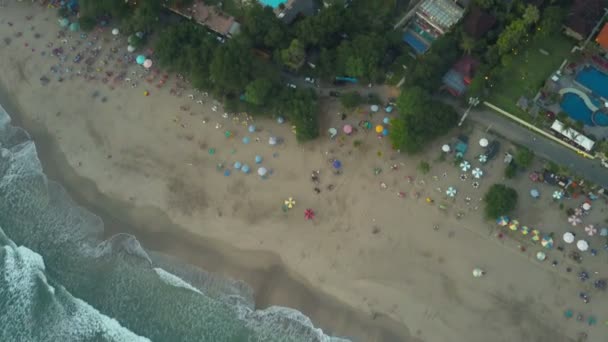 Luchtfoto op het strand. Bali. Oceaan — Stockvideo