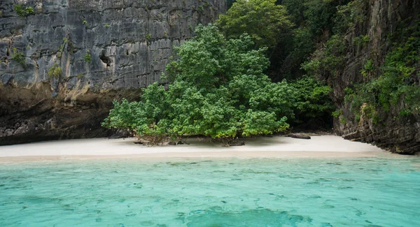 Excursion en bateau vers les îles tropicales, Thaïlande — Photo