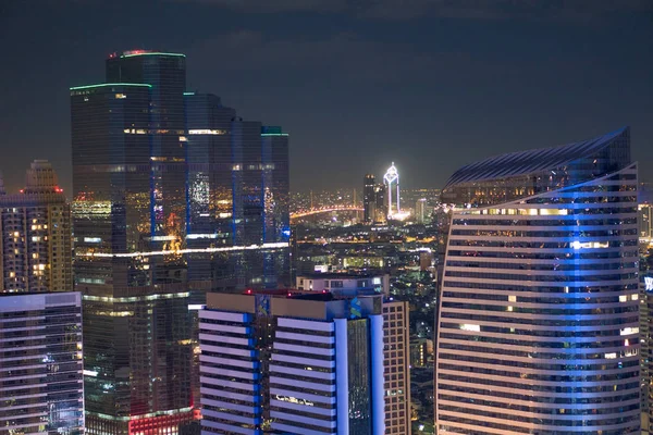 Panorama över Bangkok på kvällen, Thailand — Stockfoto