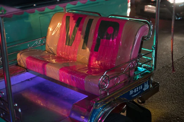 Close up of VIP sit chair in tuk-tuk taxi, Bangkok, Thailand — стоковое фото