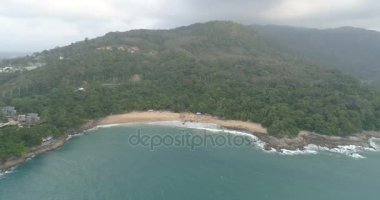 Plaj ve deniz Phuket hava drone uçuş görüntüleri