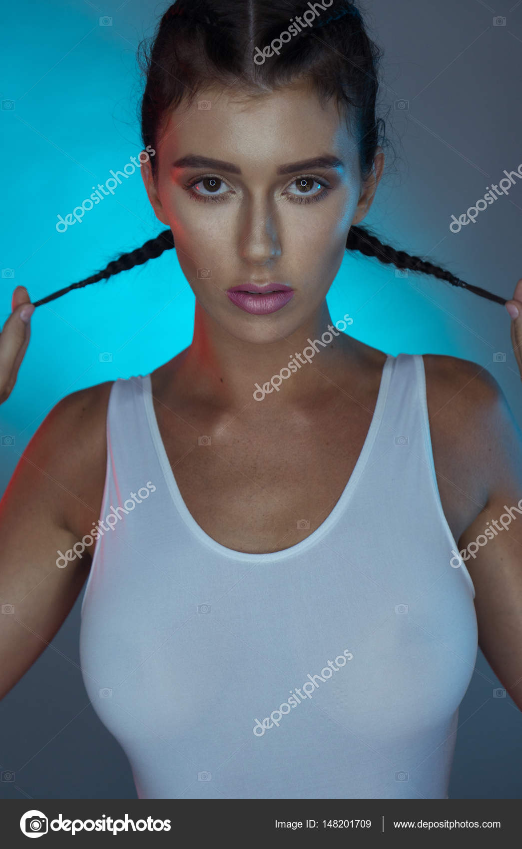 kartinki-bryunetok-s-kosami