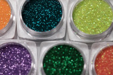 Renkli tırnak makyaj glitter ayarla