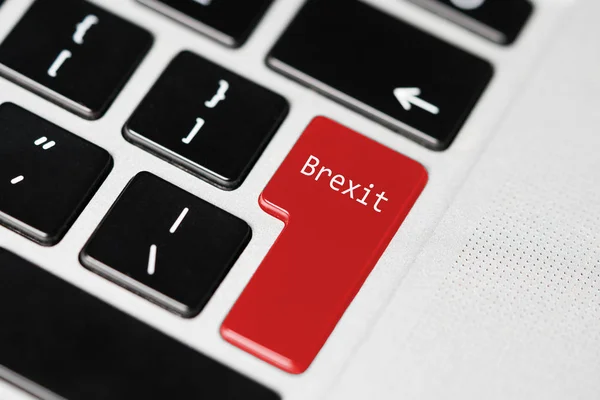 "Brexit" 버튼으로 노트북 컴퓨터 키보드 — 스톡 사진