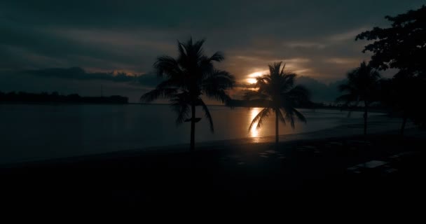 Vista aérea de la hermosa puesta de sol — Vídeo de stock