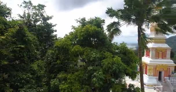 Nieuw gebouwde tempel in Phuket — Stockvideo