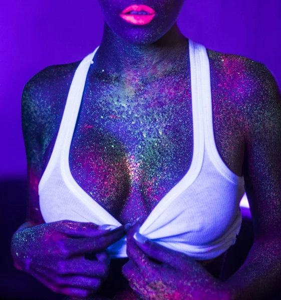 Torso Mujer Primer Plano Con Maquillaje Fluorescente Bikini Maquillaje Creativo — Foto de Stock