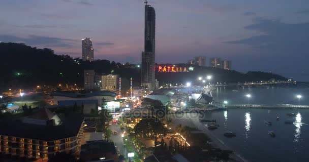 Vista Aérea Drone Paisagem Sinal Colorido Cidade Pattaya Hora Por — Vídeo de Stock