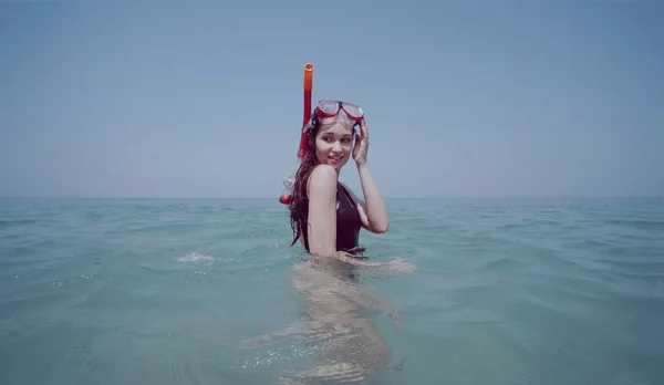Beautiful Young Woman Swimsuit Snorkeling Mask Having Fun Sea Water — Stock Photo, Image