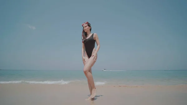 Beautiful Young Woman Swimsuit Snorkeling Standing Sandy Beach Sea Sky — Stock Photo, Image