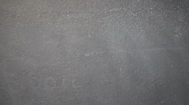 Yapışkan Not tahtaya / portre kadın eli tahtaya - ağır çekimde video Not 