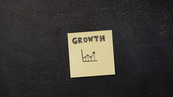 Zettel Mit Wachstumswort Der Tafel — Stockfoto