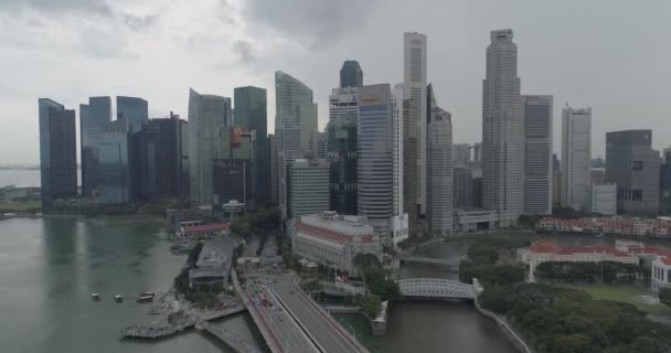 Vista Aérea Singapur Durante Día Nublado Imágenes Aéreas Los Rascacielos — Vídeo de stock