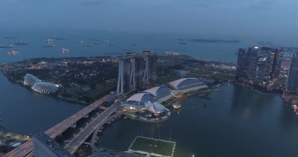 Widok Singapur Pochmurny Wieczór Lotnicze Drone Widok Zatokę Marina Singapur — Wideo stockowe