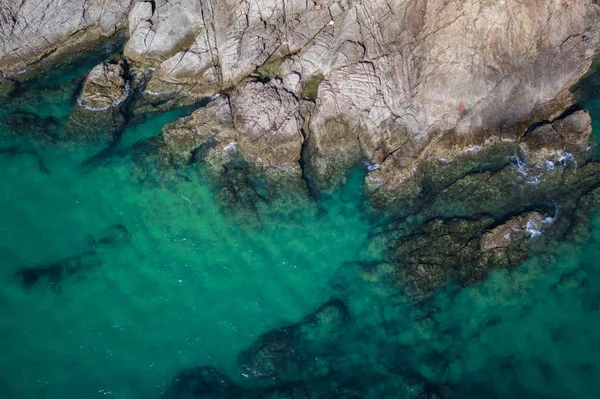 Vue Aérienne Par Drone Surface Turquoise Mer Avec Des Pierres — Photo