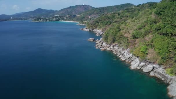 Vista Aérea Drone Mar Costa Perto Área Tropical Praia Kata — Vídeo de Stock