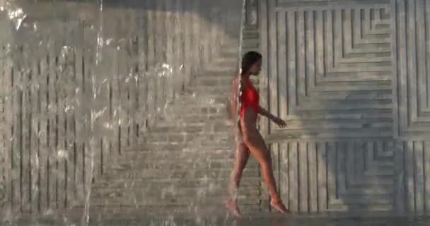 Beautiful Brunette Woman Red Swimsuit Posing Outdoor Pool Wall Waterfall — Stock Video