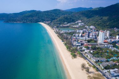 Andaman Denizi, Phuket, Tayland 'daki Karon sahil sınırı.