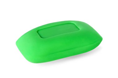 Beyaz arkaplanda gölgesi olan yeşil sabun çubuğu.