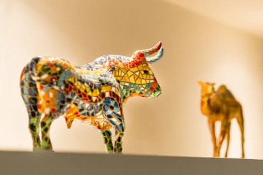 inek heykeli renk yakın çekim