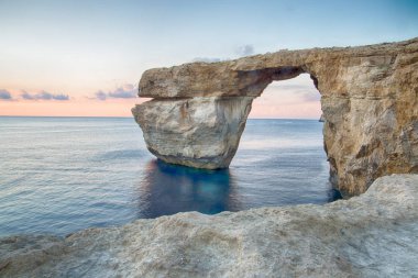 Azure pencere, Gozo Malta üzerinden muhteşem günbatımı