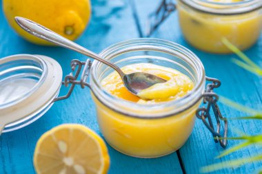 Kavanoz içinde Limon Lor