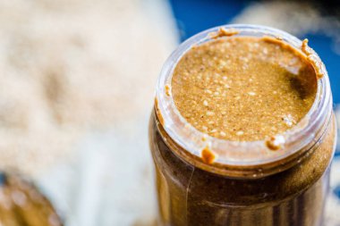 Ev yapımı tahin sosu