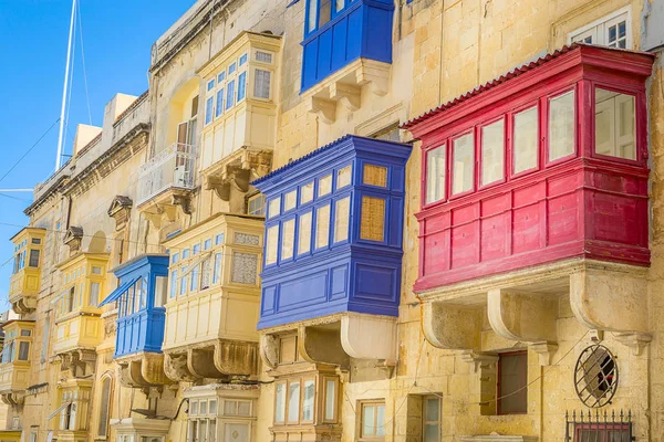 Malta Valletta - antik Malta evleri 