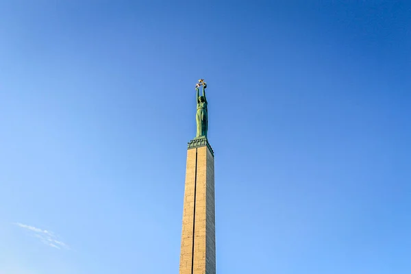 E monument de la liberté à Riga — Photo