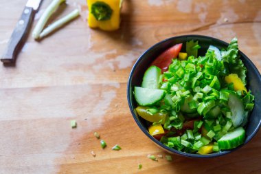 Lezzetli sebze salatası