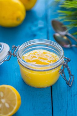 Kavanoz içinde Limon Lor