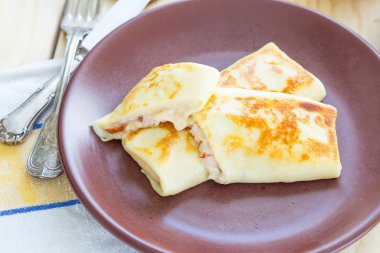 Lezzetli ince krepler.