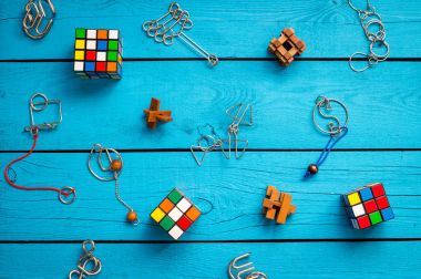 Rubiks küp arka plan üzerinde