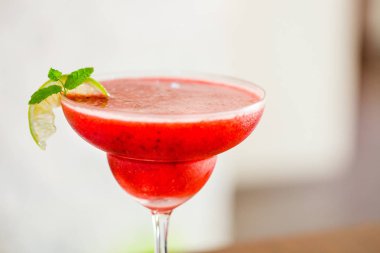 Taze lezzetli kokteyl