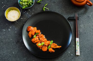 Çin yemeği, kızarmış tavuk