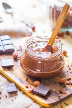 Cam Kavanoz fındık ile çikolata Nutella