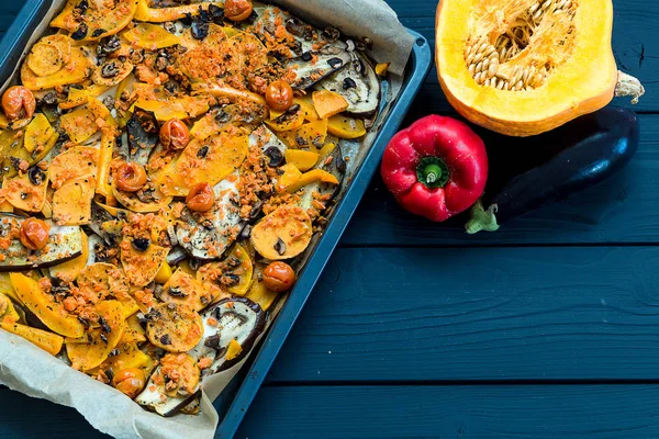 Ev yapımı sonbahar turuncu sebze güveç