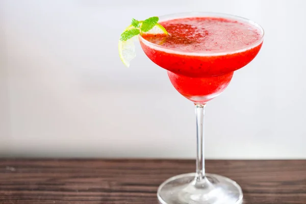 Cocktail saboroso fresco — Fotografia de Stock