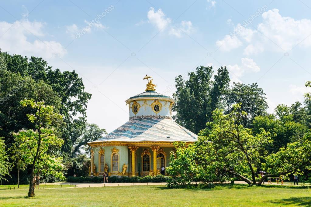 Toyechkina