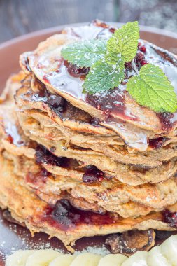 Sağlıklı yulaf krepleri