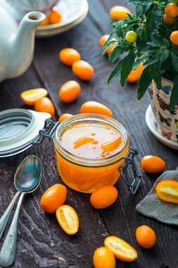 lezzetli yemek masasında, gıda kavramı