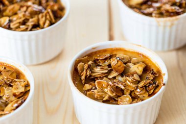 lezzetli pişmiş tatlı