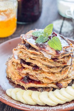 Sağlıklı yulaf krepleri