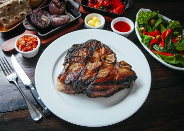 Lezzetli büyük ızgara et