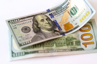 100 dolar yeni banknotlar