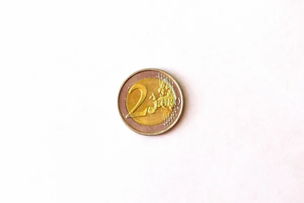 2欧元硬币 硬币面值2欧元 正面和反面 欧洲货币对财富和投资的象征 欧盟的货币 — 图库照片