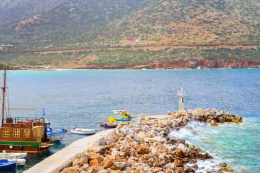 Bali, Crete teknelerle balıkçılık liman