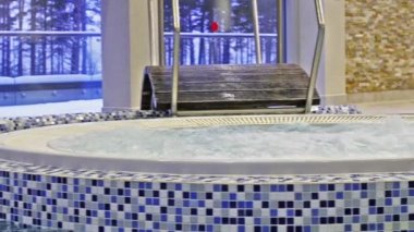 Yüzme Havuzu arasında Jakuzi Spa ile