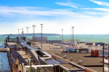 Kargo-yolcu terminal Batı Limanı Feribot