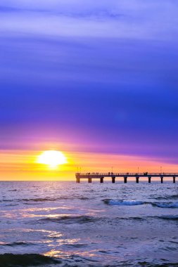 İskele denize uzanır. Palanga, Litvanya